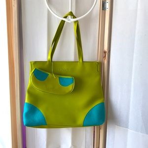 NWOT Clinique bags in green With teal green accents never used